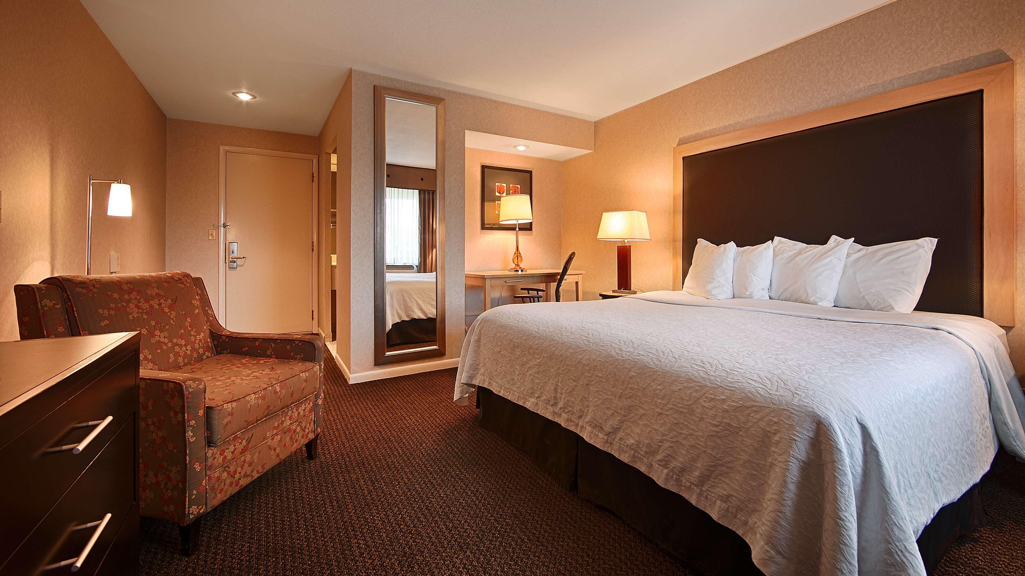 Best Western River Terrace Cheboygan Buitenkant foto